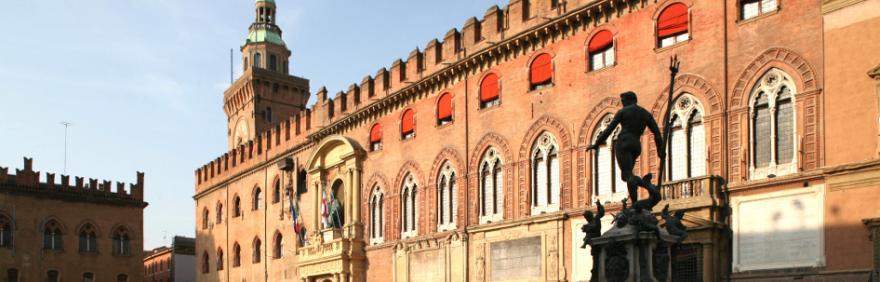 Foto della facciata di Palazzo d'Accursio