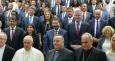 Foto di gruppo sindaci con Papa Francesco