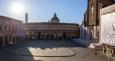 panoramica piazza maggiore con cartellone Patrick Zaki