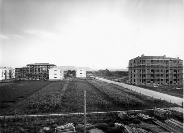 Il villaggio INA Casa di Borgo Panigale in costruzione