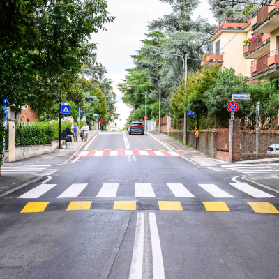 Immagine asfaltatura via Molinelli