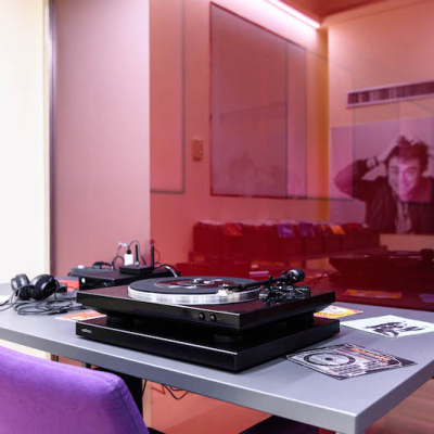 sala ascolto vinili 2