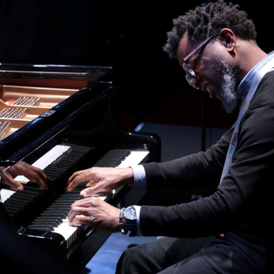 Immagine del pianista Aruán Ortiz