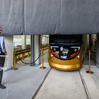 Immagini svelamento primo tram