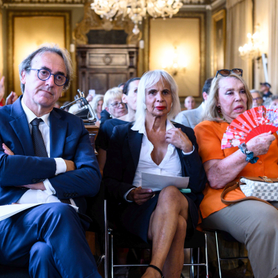 Intitolazione di uno scranno in Consiglio comunale a Marcella Di Folco. Foto di Giorgio Bianchi